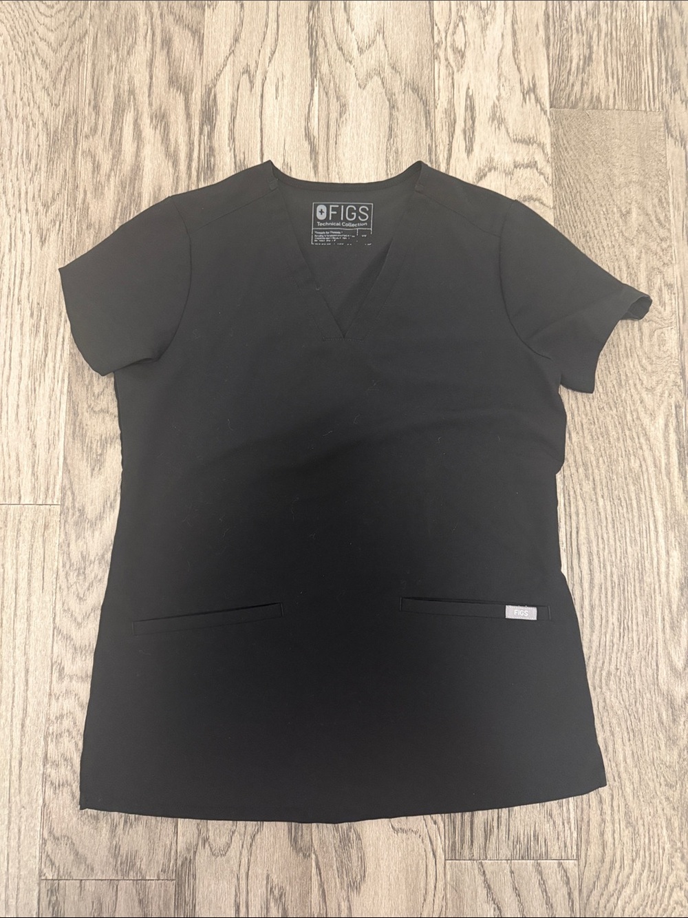 Figs Women's Black Short-Sleeve V-Neck Scrub Top